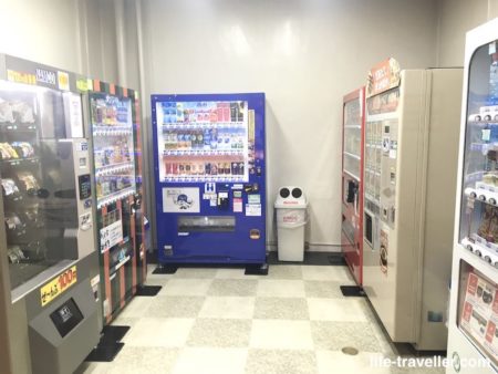 成田ビューホテルの自動販売機コーナー